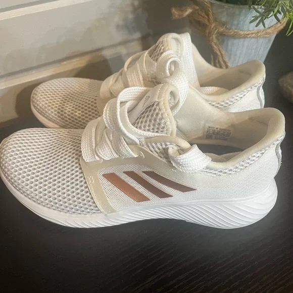 Adidas Women's running shoes Edge Lux
3 - Picture 4 of 10